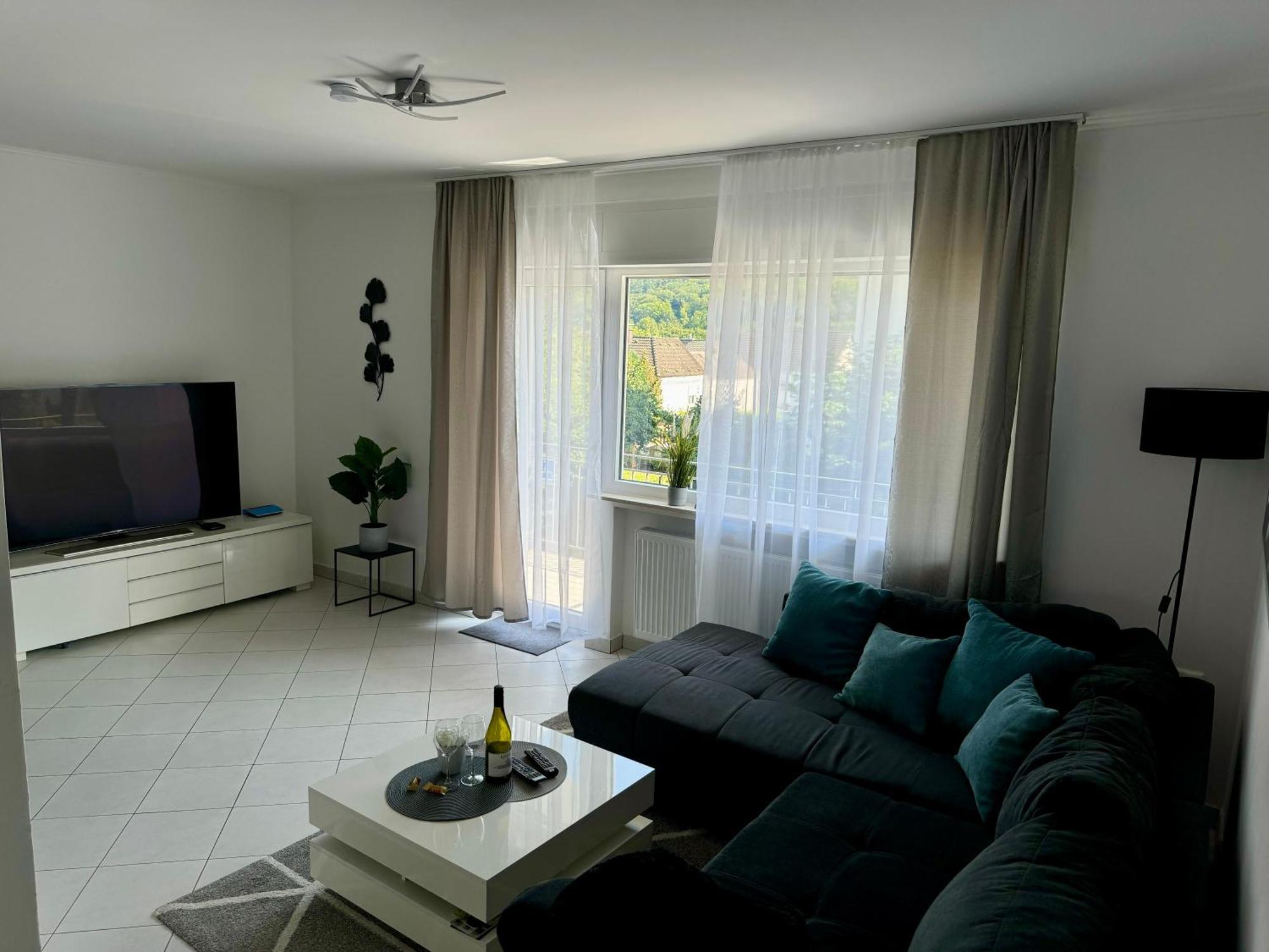 Traumhafte Kurstadt Apartment Moderne 2Zkb Balkon Pkw Stellplatz Бад-Наухайм Экстерьер фото