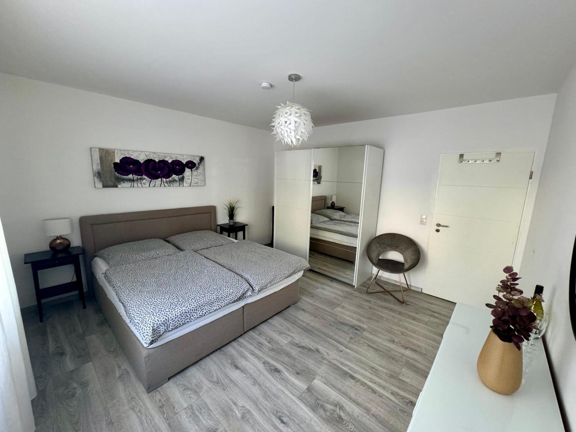 Traumhafte Kurstadt Apartment Moderne 2Zkb Balkon Pkw Stellplatz Бад-Наухайм Экстерьер фото
